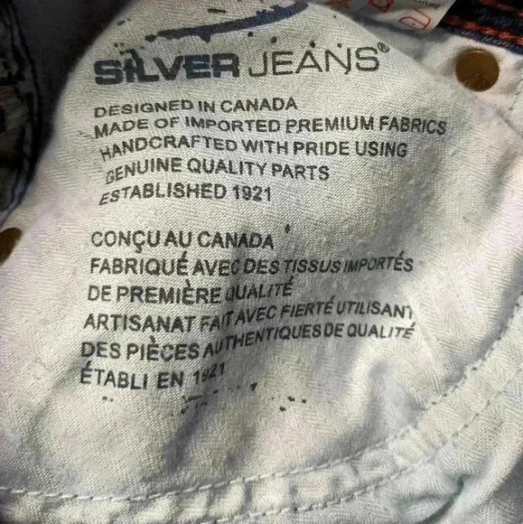 Lady's silver jeans capri's (#264) - Picture 5 of 6